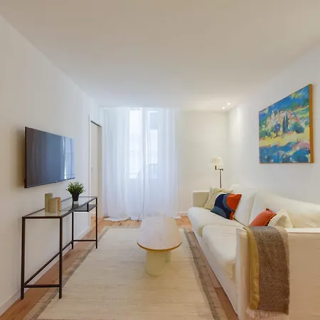 Upscale 1-br 100 Meter From The Palais Des Festivals *