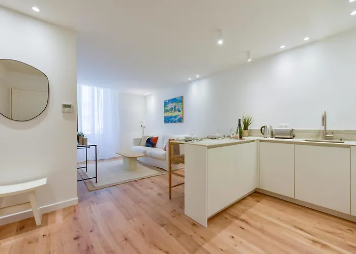 Upscale 1-br 100 Meter From The Palais Des Festivals Apartment Cannes